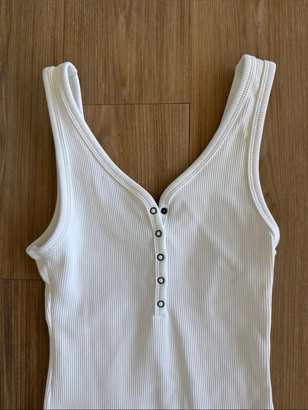Abercrombie & Fitch Women’s Henley Button Down Bodysuit - Picture 2 of 4